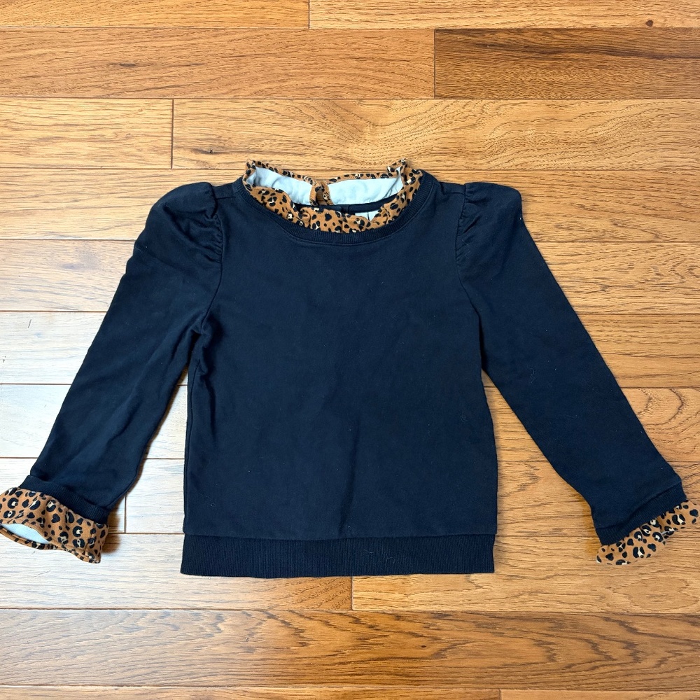 GIRLS Janie and Jack Black Sweatshirt with Leopard Trim Size 6